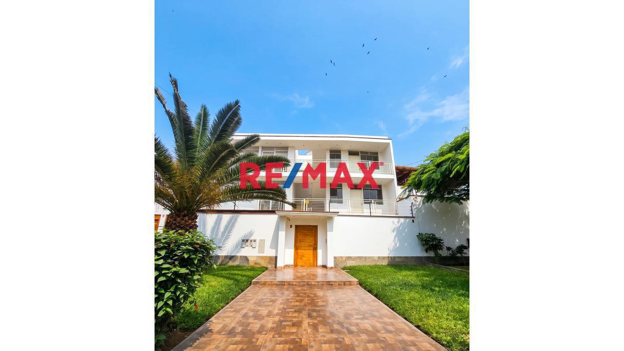 Venta De Hermoso Departamento En Urbanización Residencial Huachipa Norte De 101 M²