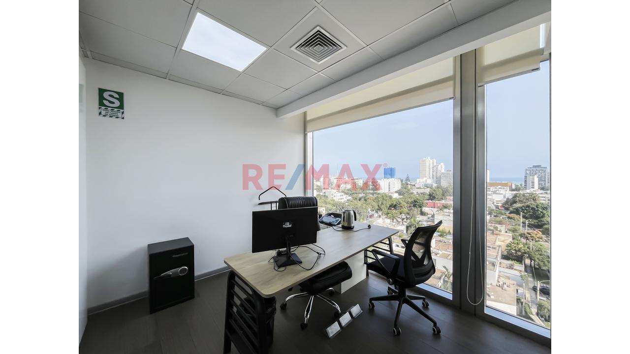 Excelente Oficina En Alquiler En Magdalena 188 M2 + 2 Estacionamientos - 11