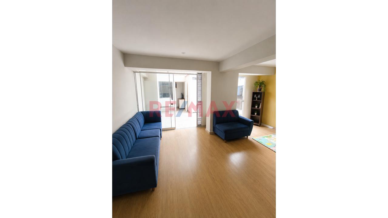 Departamento Moderno Con Patio Privado, Amplia Sala Y Cocina Abierta: Listo Para Vivir — foto 5