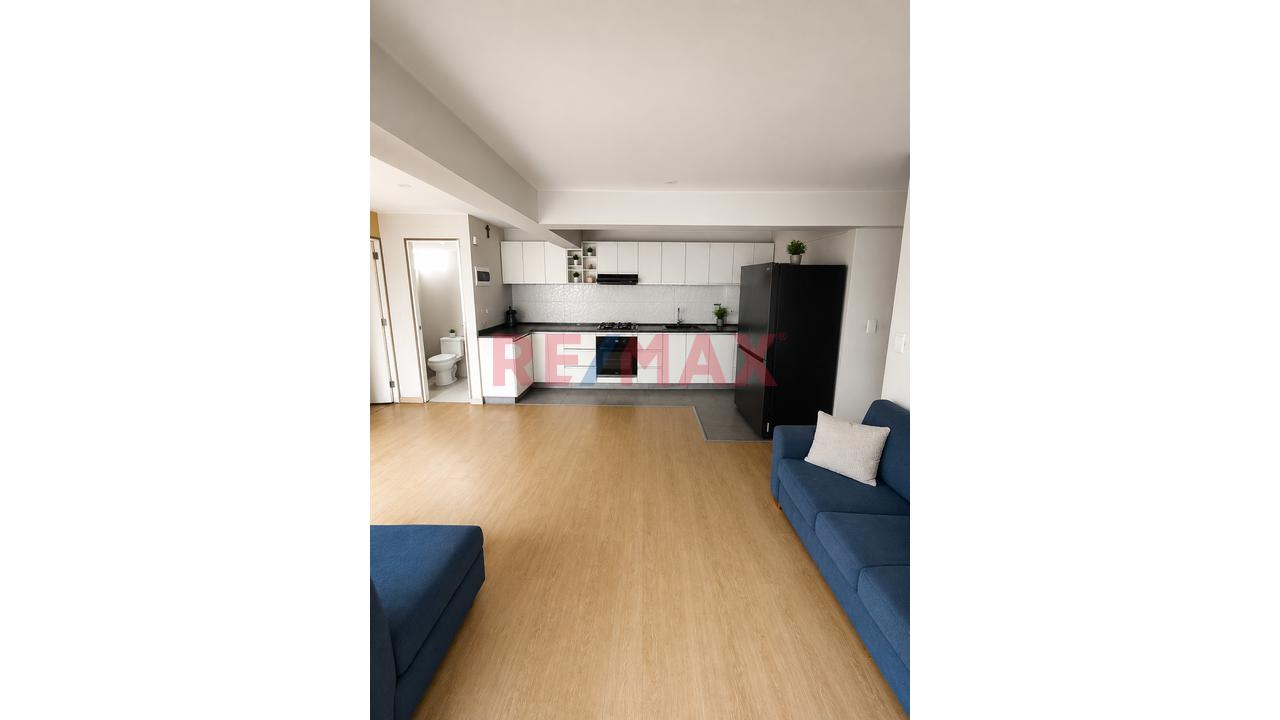 Departamento Moderno Con Patio Privado, Amplia Sala Y Cocina Abierta: Listo Para Vivir — foto 4