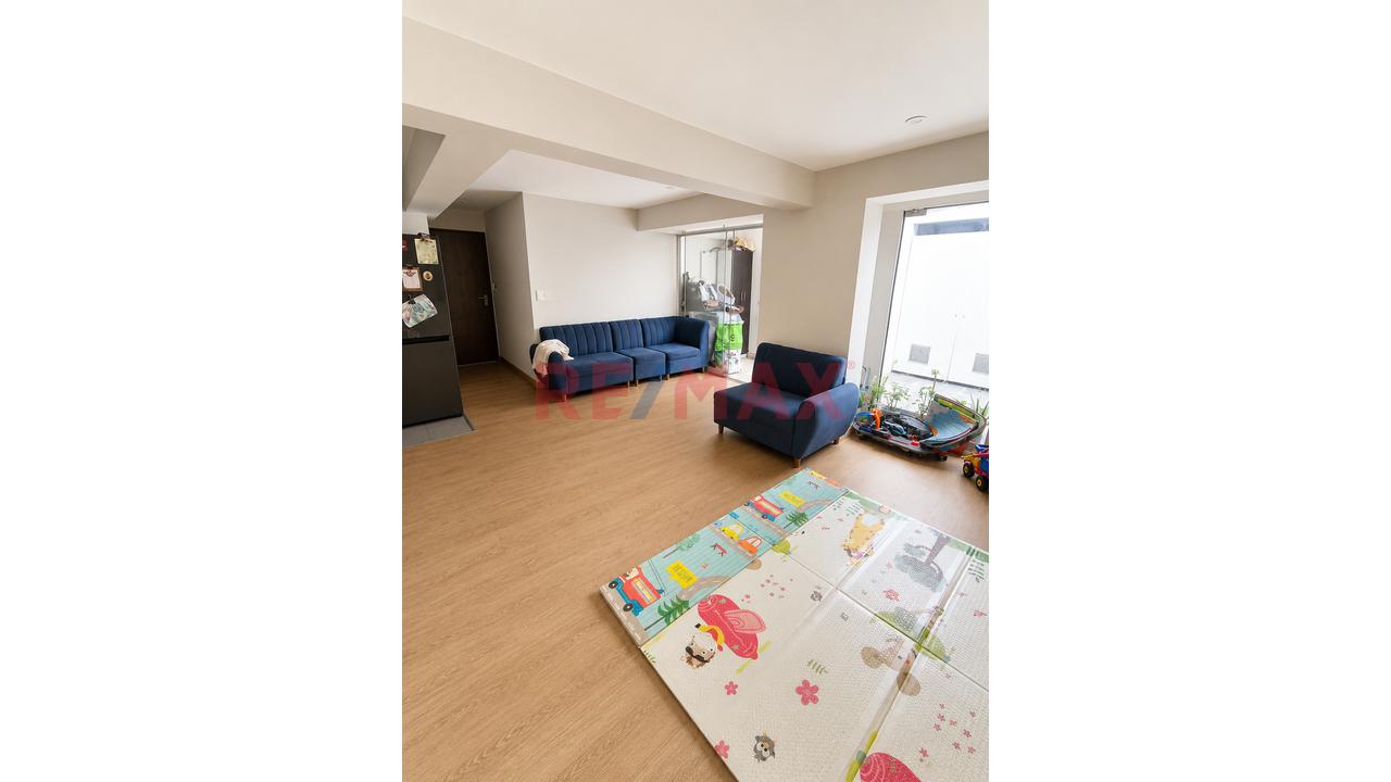 Departamento Moderno Con Patio Privado, Amplia Sala Y Cocina Abierta: Listo Para Vivir — foto 6