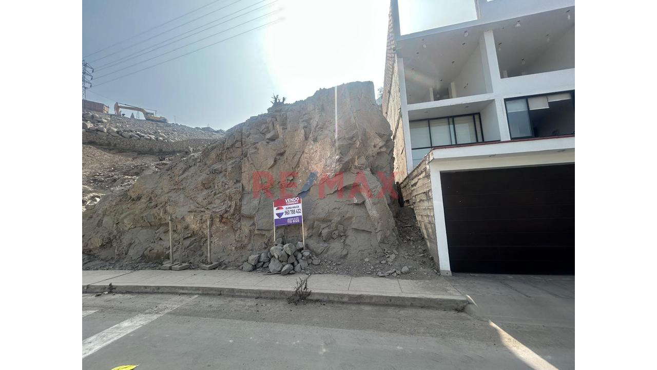 Oportunidad De Venta Donde El Sol Sale  Todo El Año En La Urbanización El Golf De Huampaní: Terreno De 193.72 M2 S/. 204,000.00 - Usd 55,000.00 — foto 8