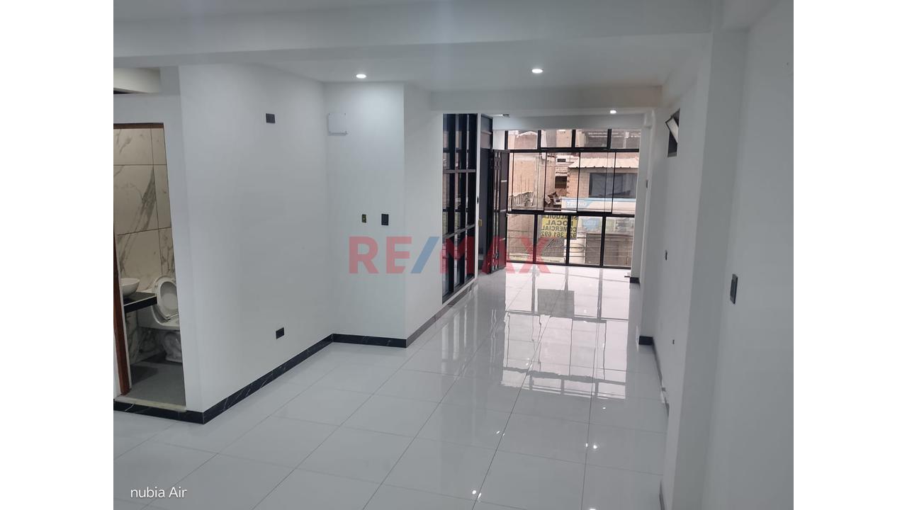 🚨 ¡Alquila Local Comercial De Estreno En San Juan De Miraflores! 🚨 - 6