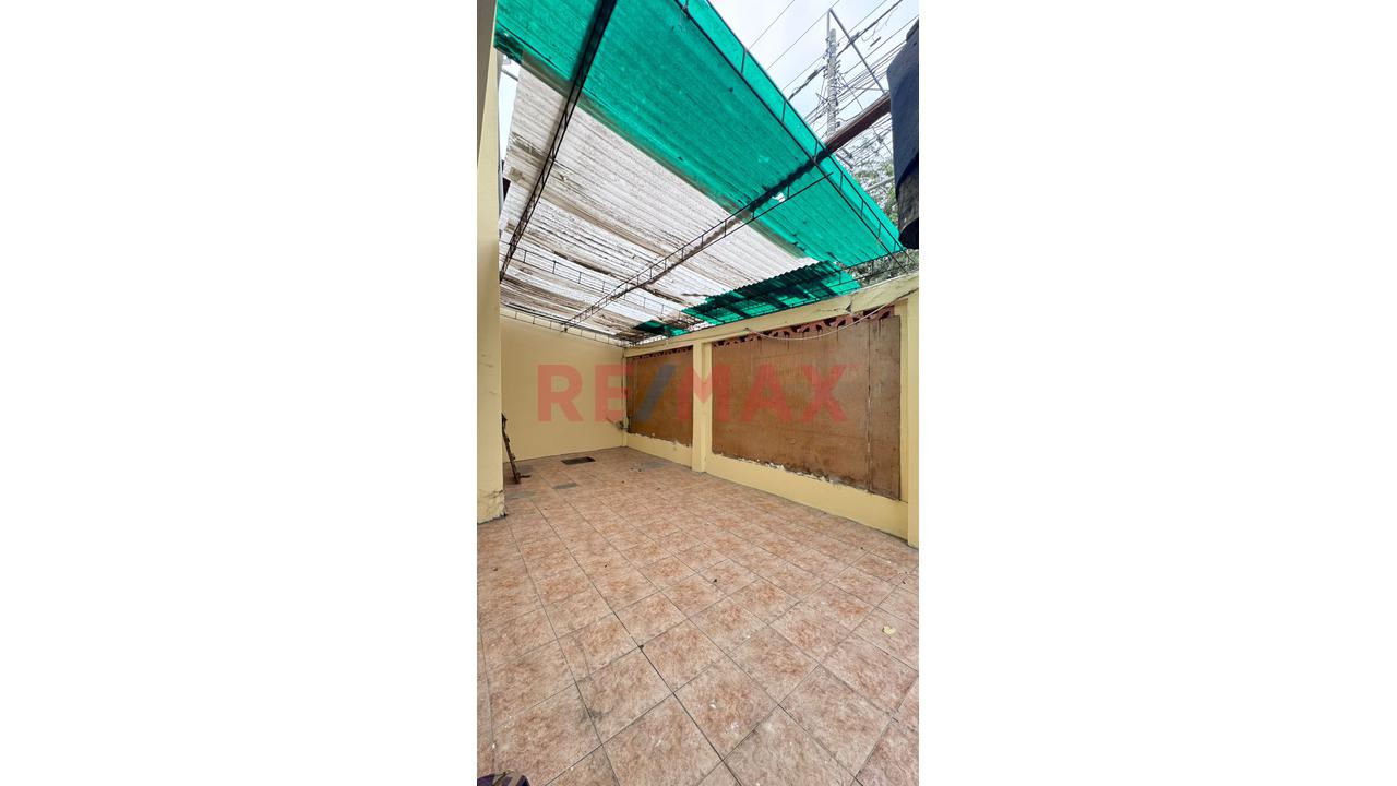 🏡 ¡Casa En Venta Sobre La Av. Luis Montero! Amplios Espacios, Cochera Y Excelente Ubicación - 9