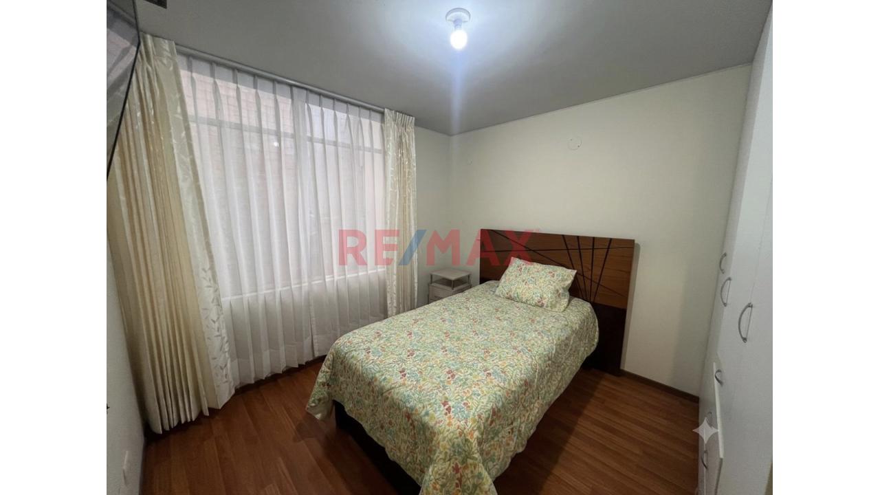 Se Vende Lindo Departamento En La Urb. Daniel Alcides Carreon - Jlbyr — foto 4