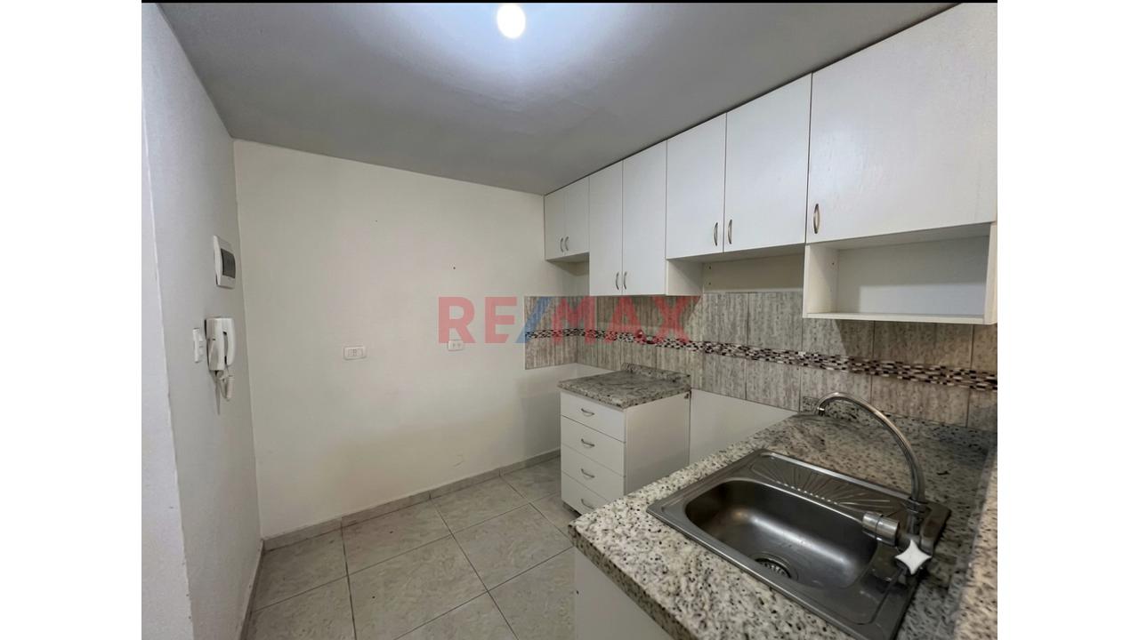Se Vende Lindo Departamento En La Urb. Daniel Alcides Carreon - Jlbyr — foto 7