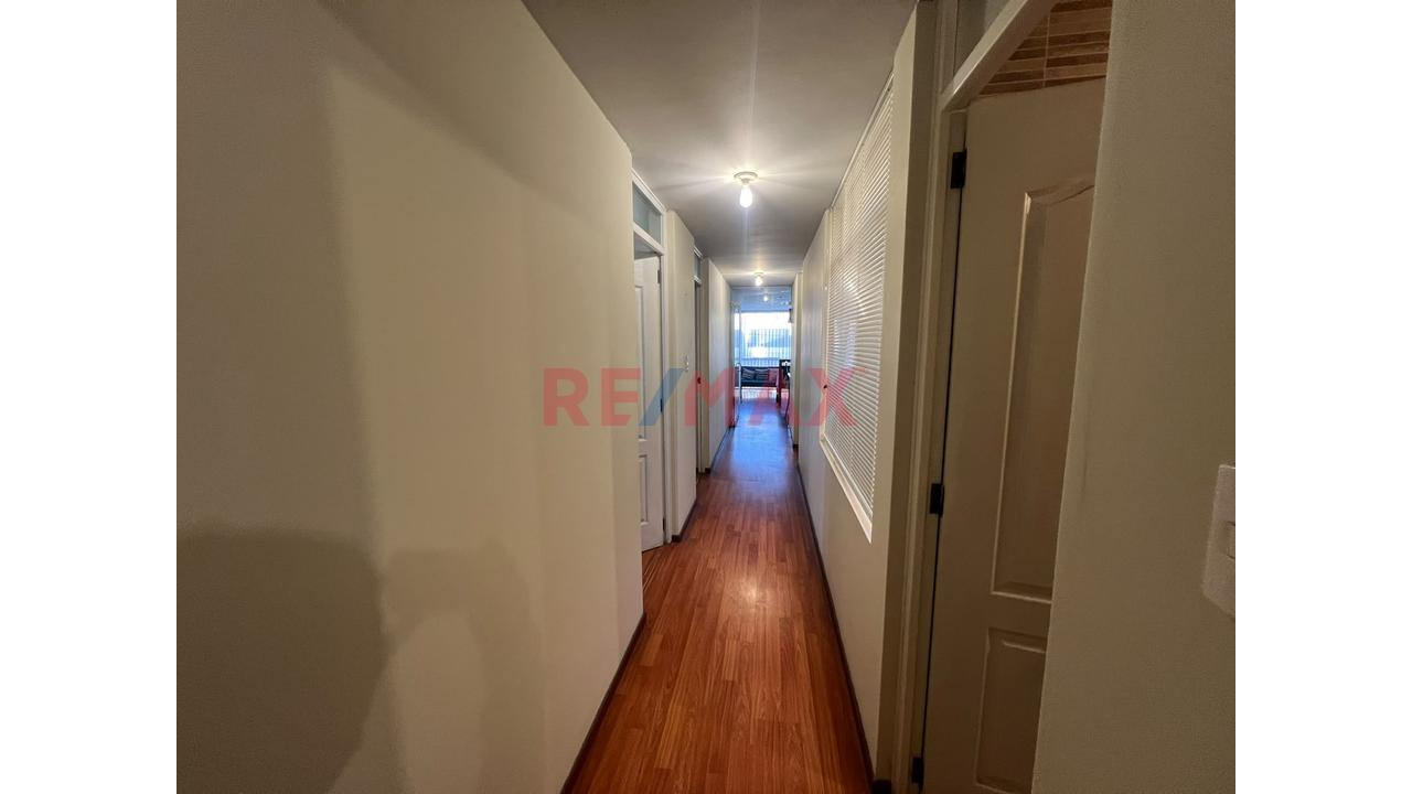 Se Vende Lindo Departamento En La Urb. Daniel Alcides Carreon - Jlbyr — foto 5