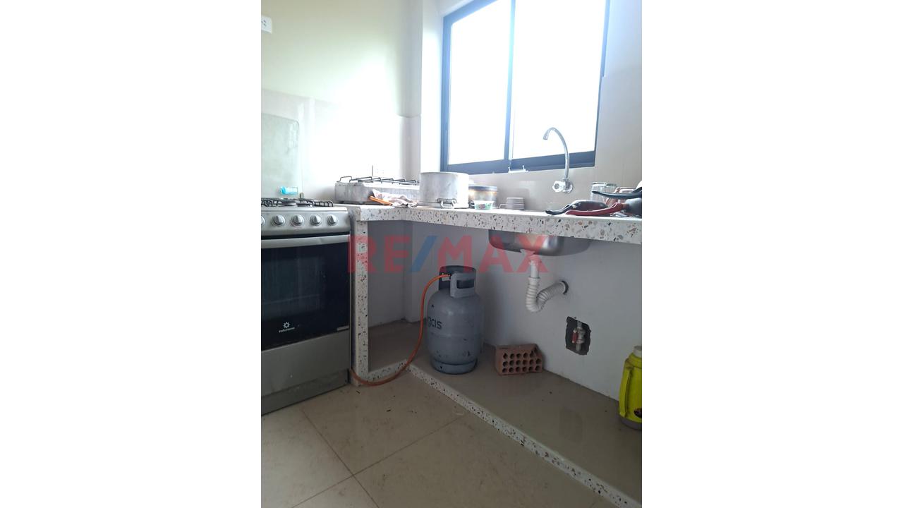 Alquiler De Casa De 3 Pisos + Azotea En Villa Alameda Sur  2Da Etapa– Chilca. — foto 10