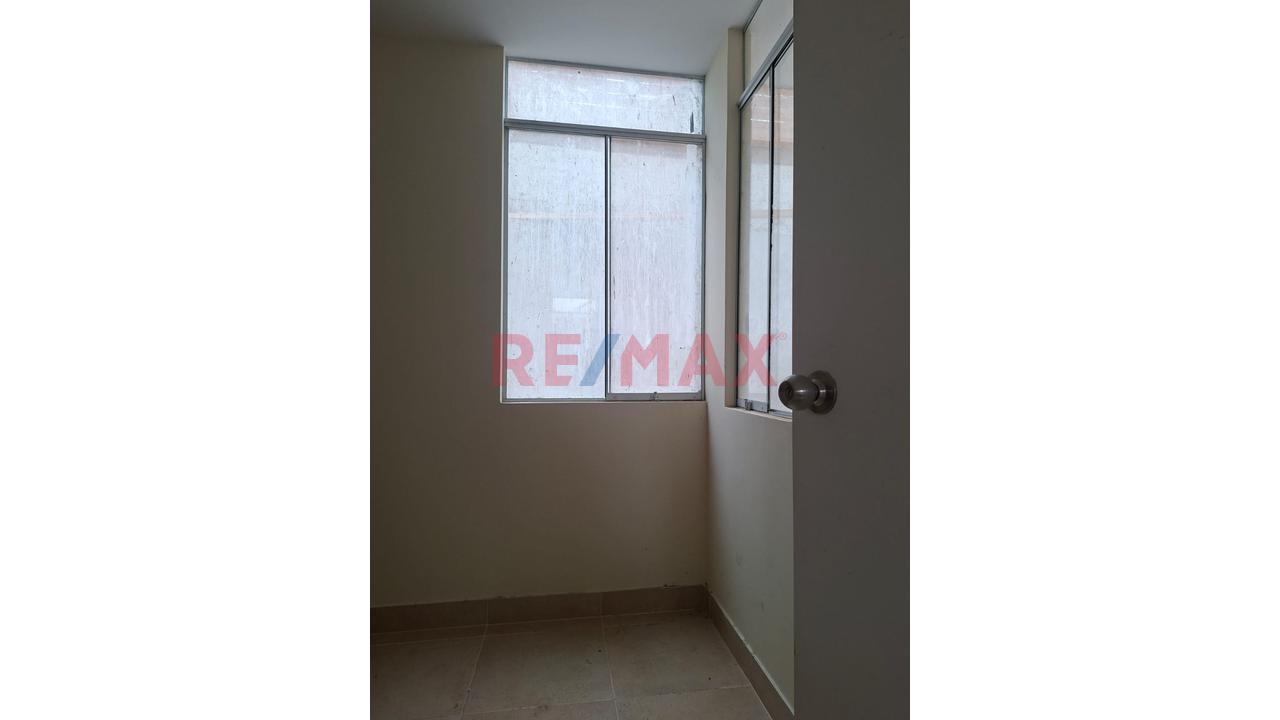 Alquiler De Casa De 3 Pisos + Azotea En Villa Alameda Sur  2Da Etapa– Chilca. — foto 15