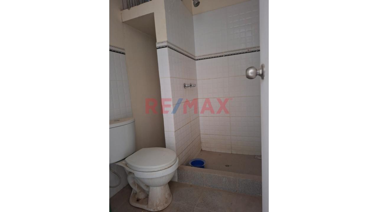 Alquiler De Casa De 3 Pisos + Azotea En Villa Alameda Sur  2Da Etapa– Chilca. — foto 12