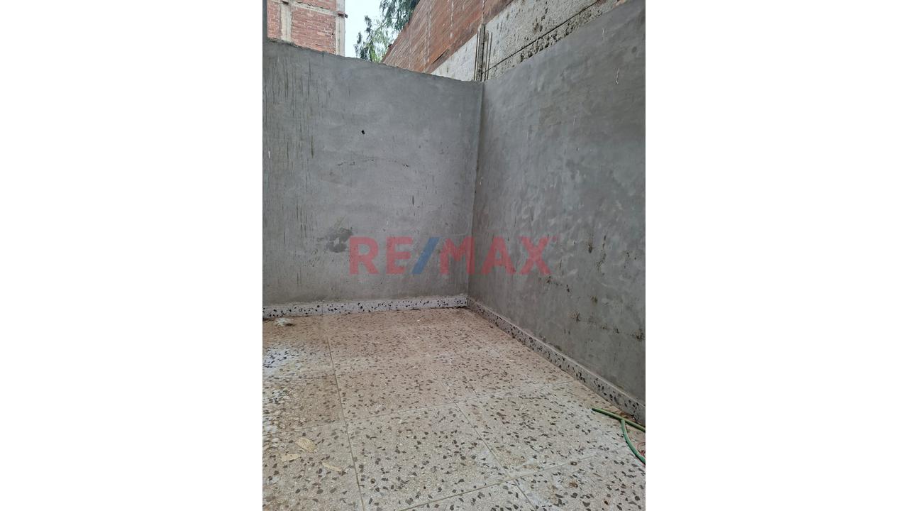 Alquiler De Casa De 3 Pisos + Azotea En Villa Alameda Sur  2Da Etapa– Chilca. — foto 5