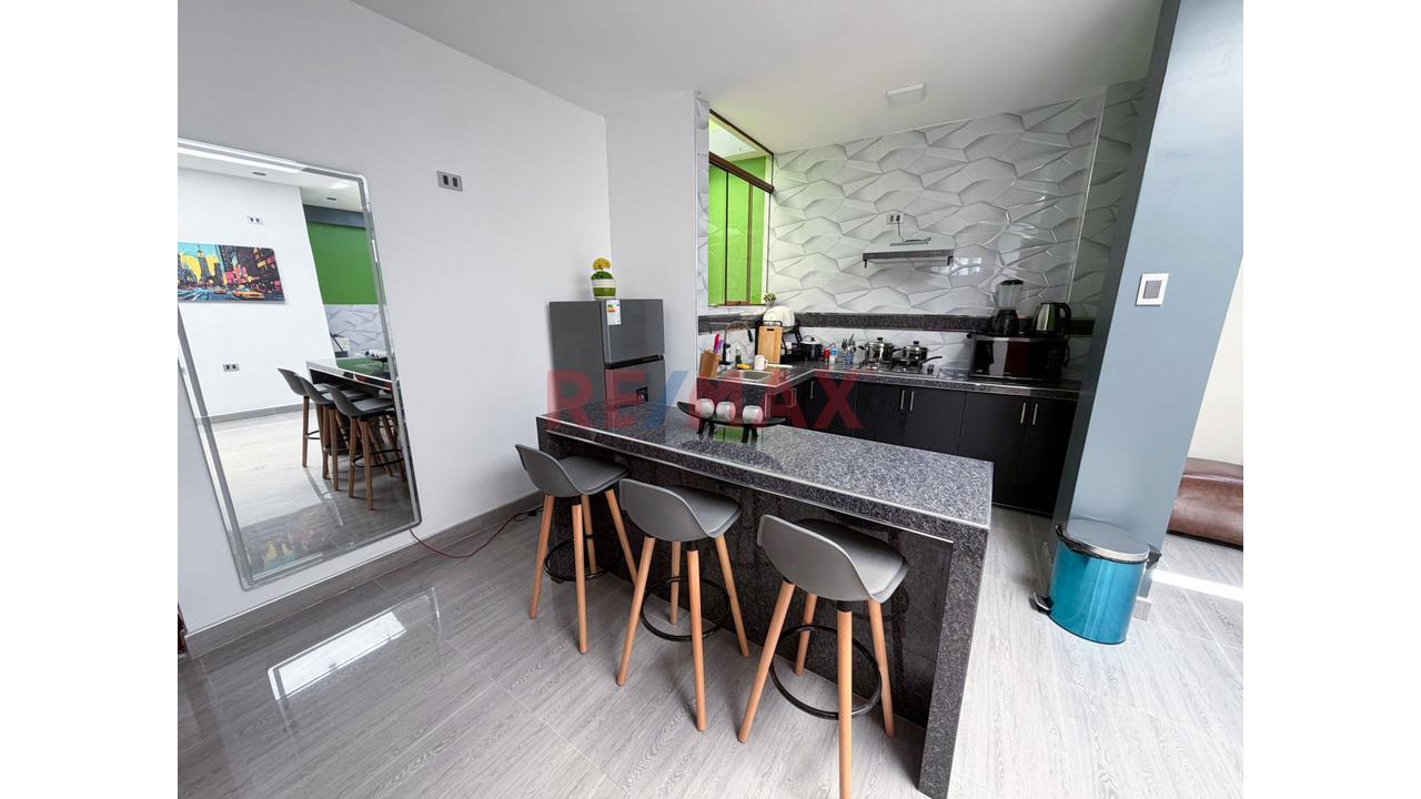 Casa En Venta Cerca De La Playa | Puerto Malabrigo | Excelente Inversión - 9