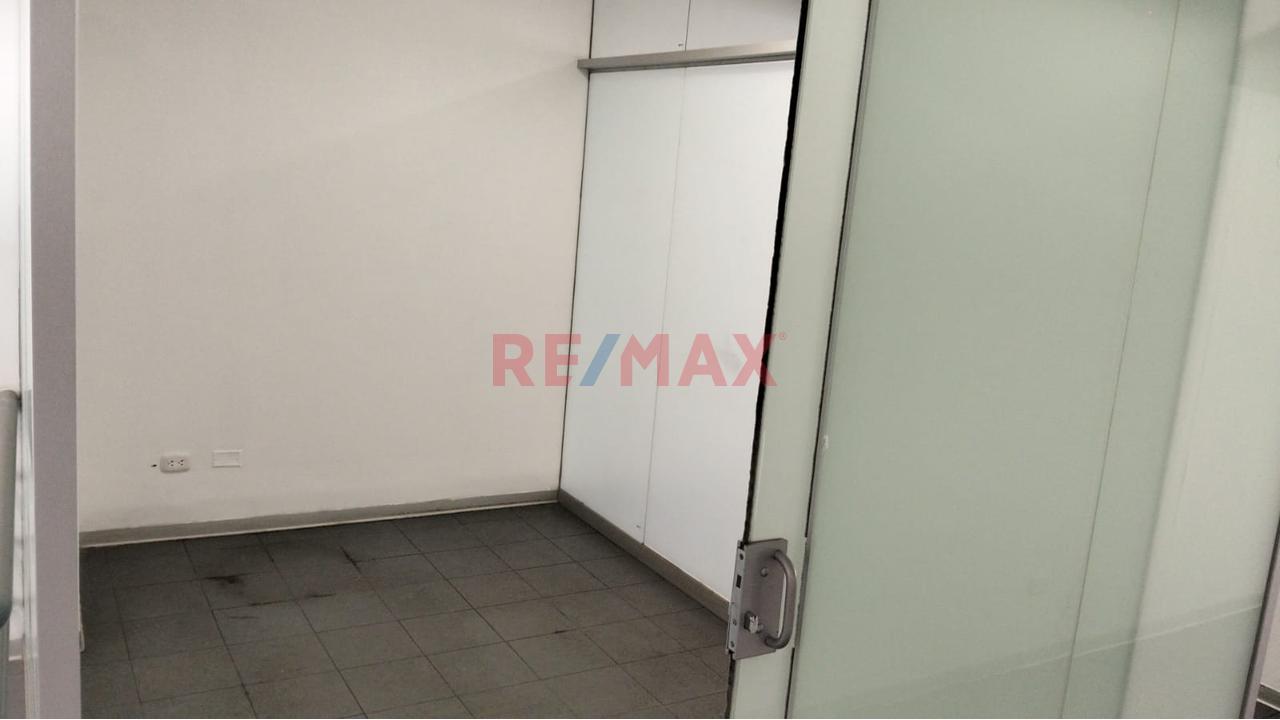 📈 ¡Ubicación Estratégica  Oficina  De 58 M² En El Corazón Empresarial Logistico Del Callao 🏢✨ — foto 3