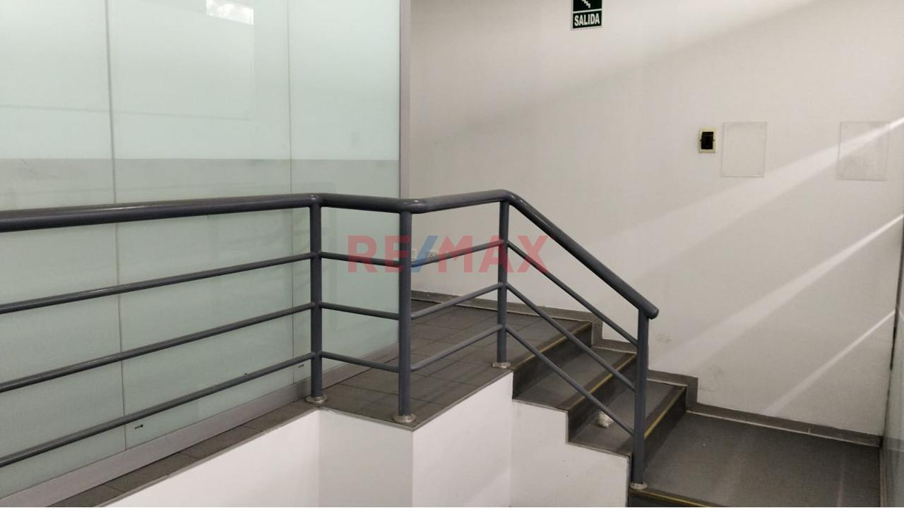 📈 ¡Ubicación Estratégica  Oficina  De 58 M² En El Corazón Empresarial Logistico Del Callao 🏢✨ — foto 2