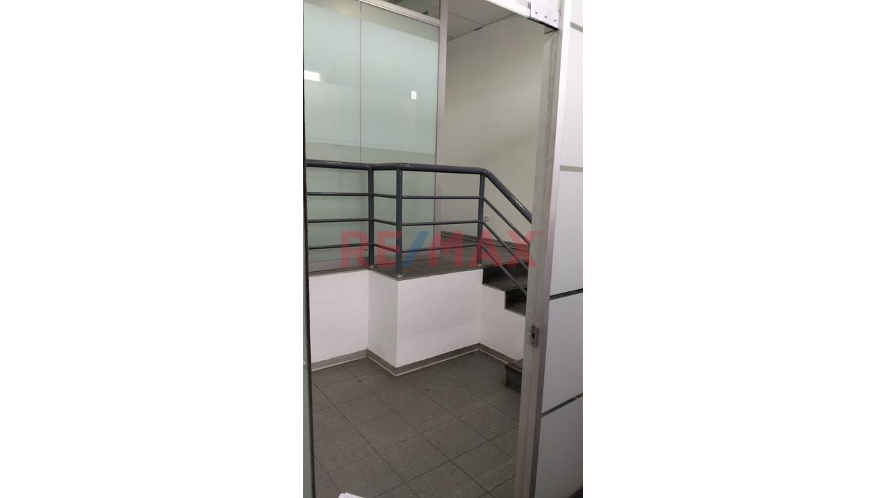 📈 ¡Ubicación Estratégica  Oficina  De 58 M² En El Corazón Empresarial Logistico Del Callao 🏢✨ — foto 8