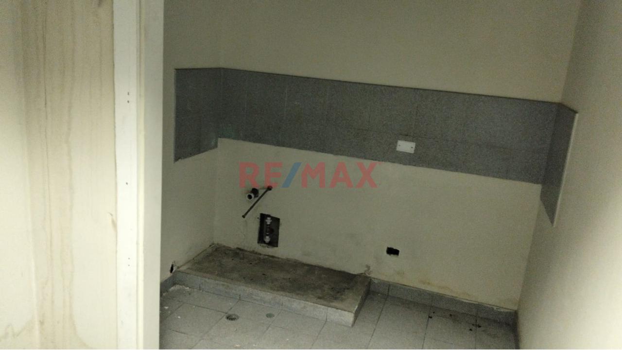 📈 ¡La Mejor Ubicación Local Comercial Premium De 192.6 M² En El Corazón Comercial - Logistico  Del Callao 🏢✨ — foto 10