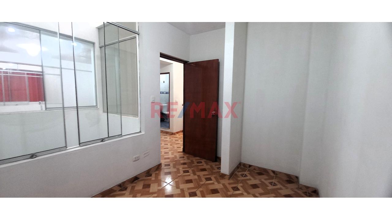 Departamento En Zona Estrategica Villa El Salvador — foto 15
