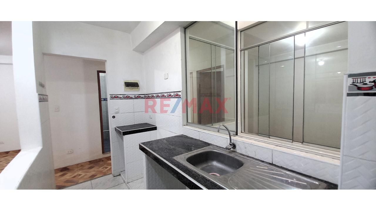 Departamento En Zona Estrategica Villa El Salvador — foto 12