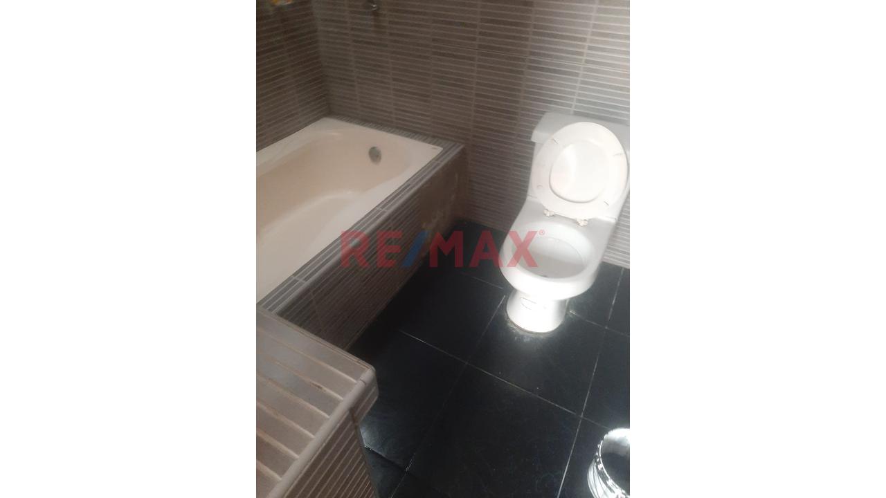 Venta De Casa De 138 M2  2 Pisos  Con Azotea En San Martin De Porras .Cerca Av.Faucett Y Canta Callao — foto 11