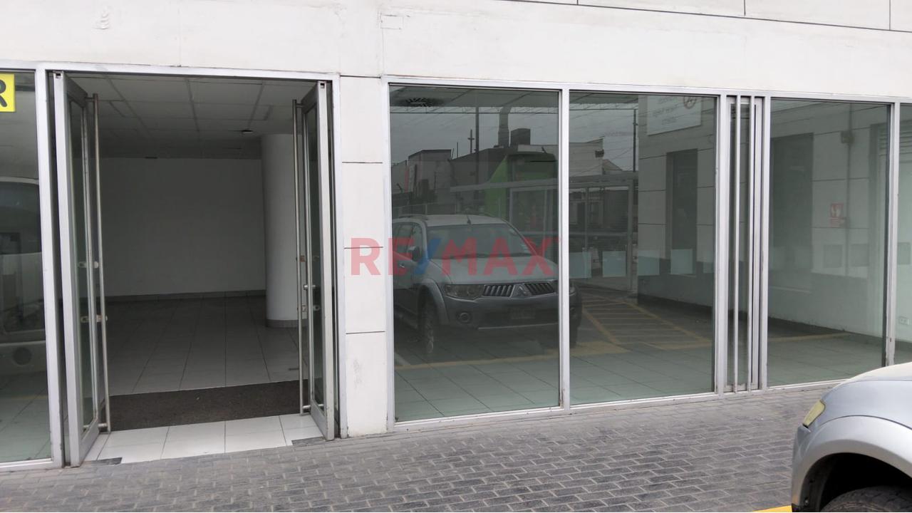 🏬🔥 ¡Máxima Exposición! Local Comercial Premium De 178 M² En El Primer Piso – El Corazón Logístico Del Callao — foto 3