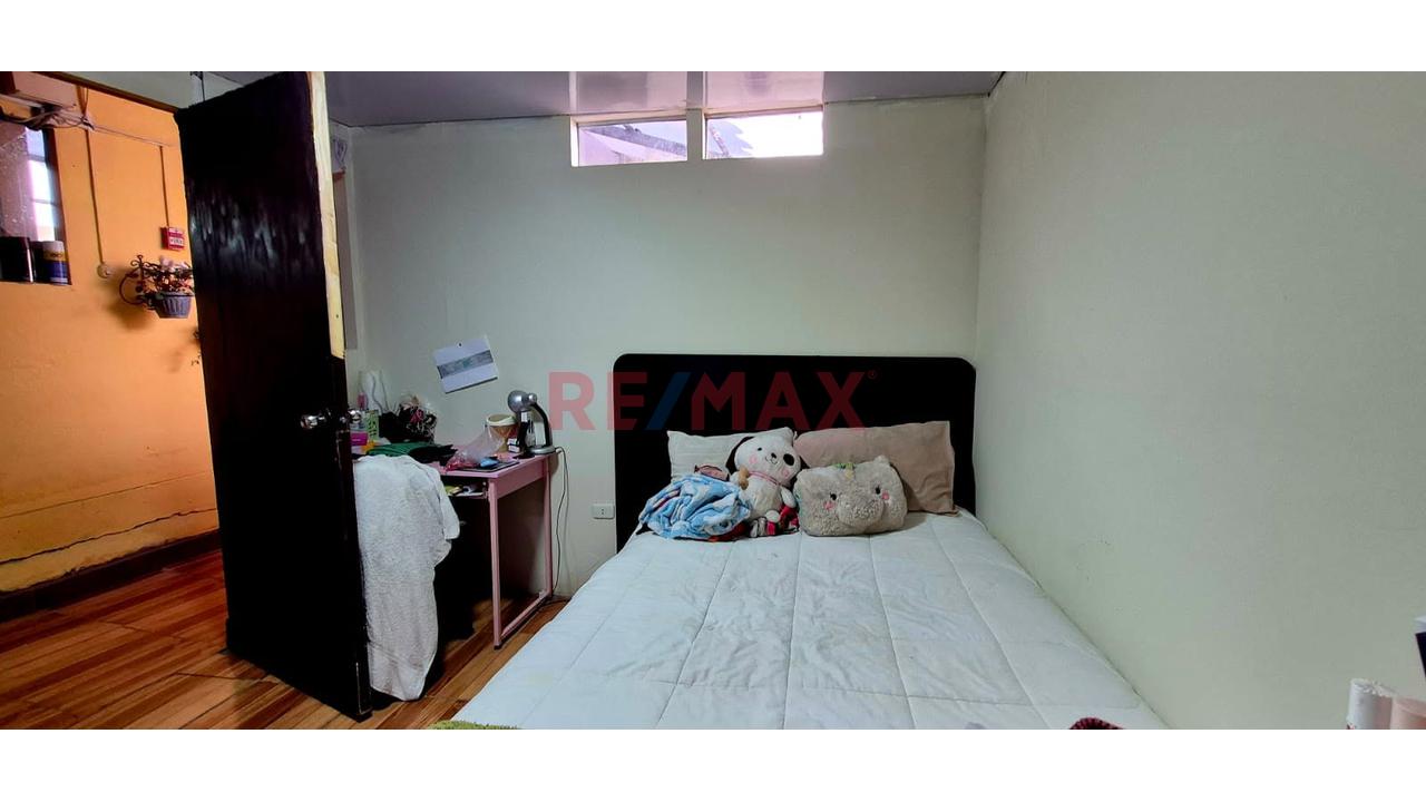 Se Vende Casa Comercial Como Terreno Cusco - 2