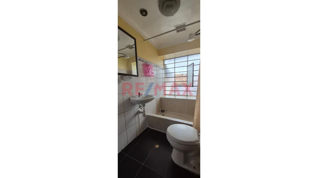 Se Vende Casa Comercial Como Terreno Cusco - 8
