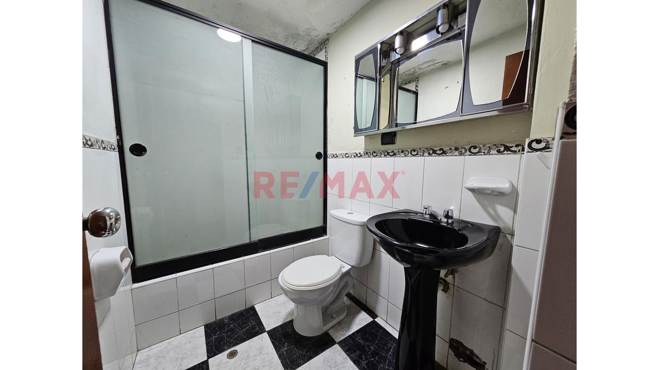 Casa De 3 Pisos En Alquiler Para Empresas, Oficinas O Vivienda En Excelente Ubicación De San Juan De Miraflores - 19