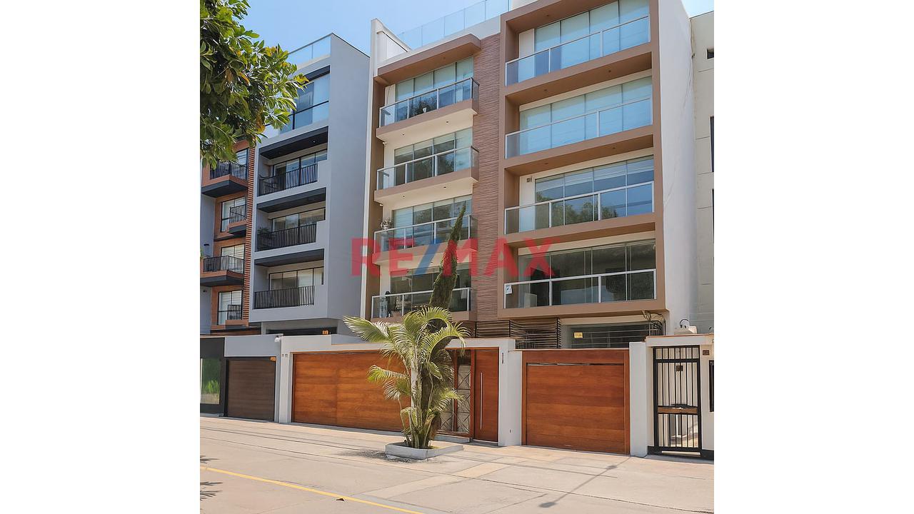 Vendo Amplio Departamento Primer Piso Con Terraza + 2 Estacionamientos