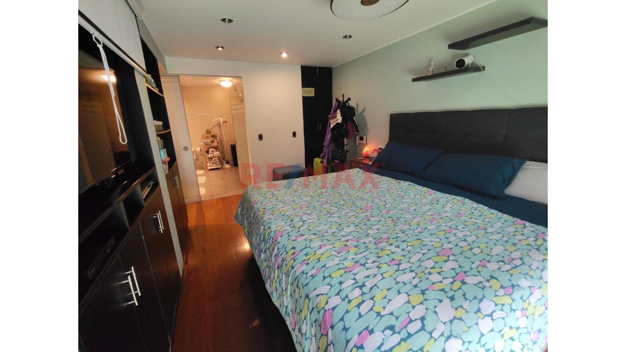 Vendo Amplio Departamento Primer Piso Con Terraza + 2 Estacionamientos — foto 14