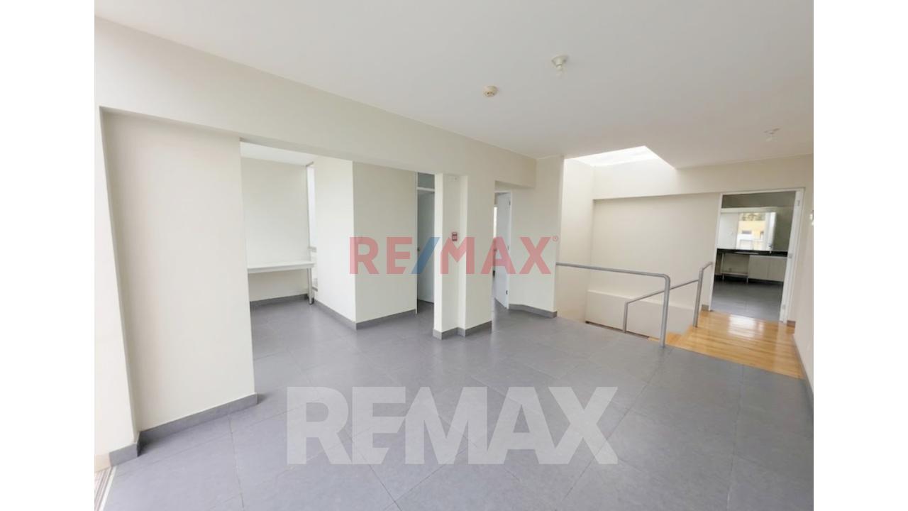 Venta Departamento Duplex + 2 Cocheras - Barranco — foto 3