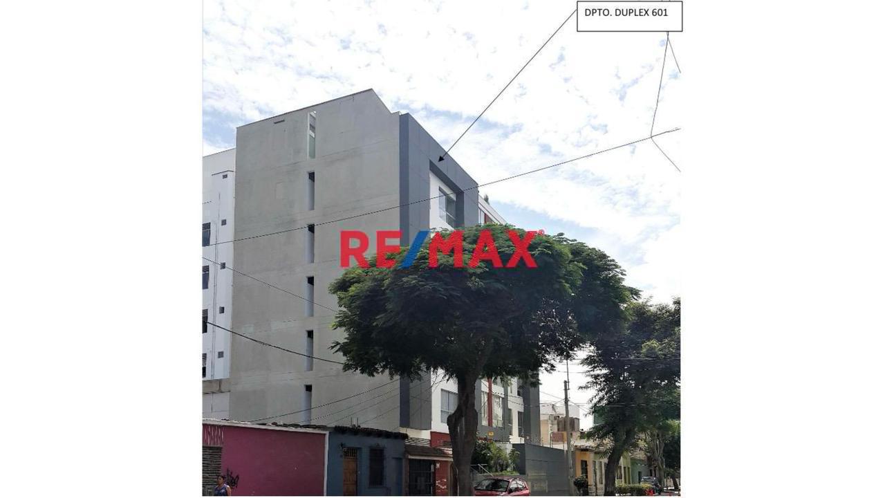 Venta Departamento Duplex + 2 Cocheras - Barranco - 1