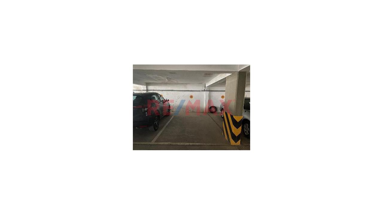 Se Vende Departamento  En Exclusivo Condominio, Urbanización Las Torrs Del Chipe. Torre 1 - 10