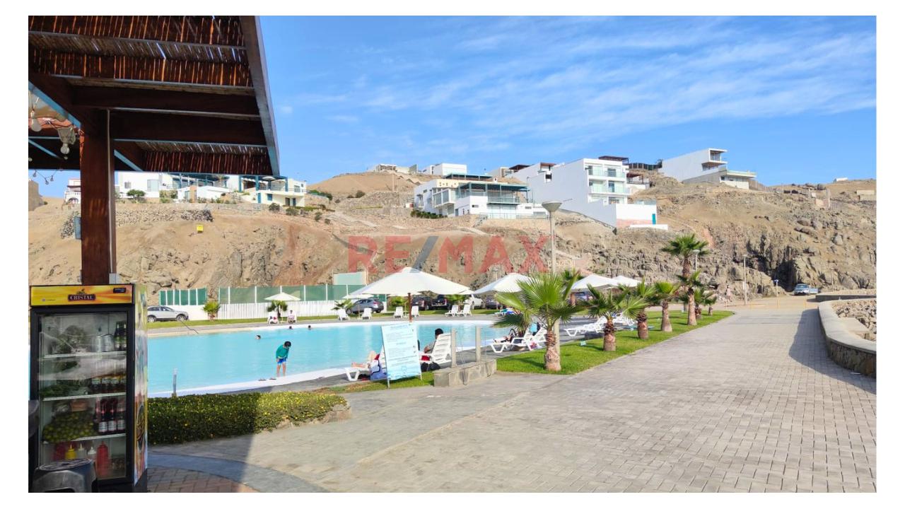 ¡La Casa De Playa Que Imaginas Empieza Con Este Terreno! - 3