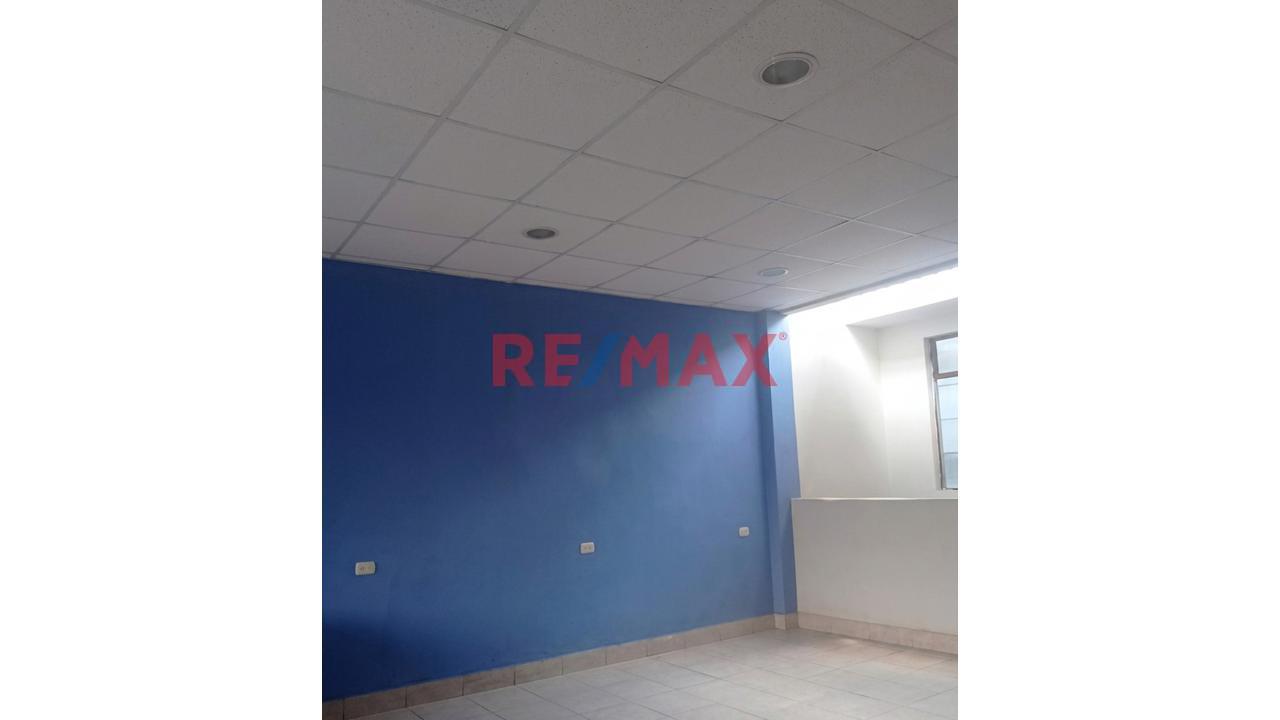 Se Alquila Departamento En 3Er Piso Urb La Alborada En Av Sánchez Cerro
