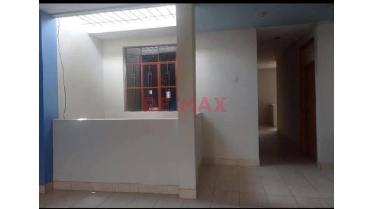 Se Alquila Departamento En 3Er Piso Urb La Alborada En Av Sánchez Cerro — foto 3