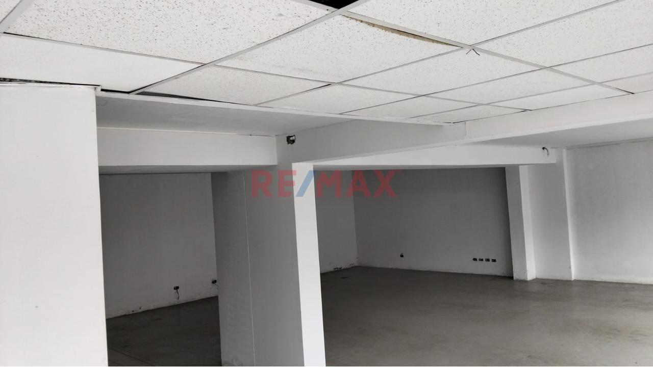 🚀 ¡Oportunidad Única! Local Comercial/Corporativo De 163 M² En El Callao 🌟 — foto 4
