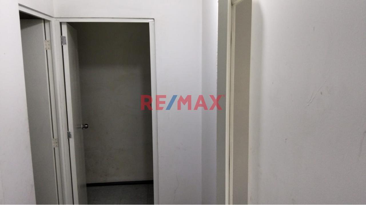 🚀 ¡Oportunidad Única! Local Comercial/Corporativo De 163 M² En El Callao 🌟 — foto 9