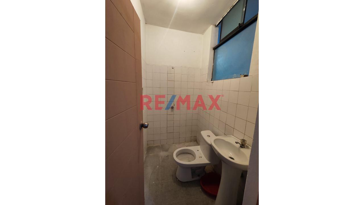 Venta De Inmueble En Ate | 2.º Y 3.Er Piso + Azotea | 5 Departamentos | Zona Vivienda Taller — foto 10
