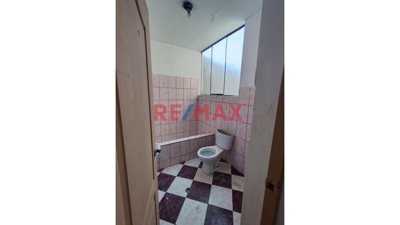 Venta De Inmueble En Ate | 2.º Y 3.Er Piso + Azotea | 5 Departamentos | Zona Vivienda Taller — foto 5