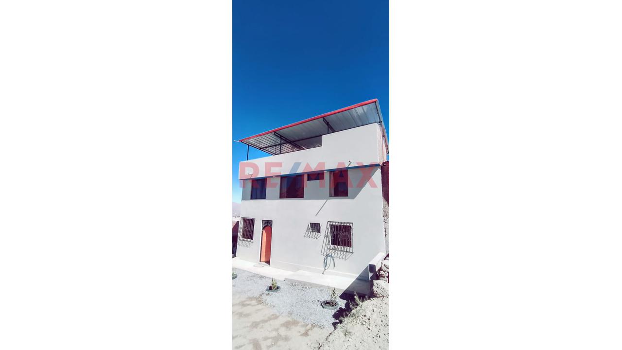 Casa En Venta De 2 Pisos Con Patio De 216 M² - 3