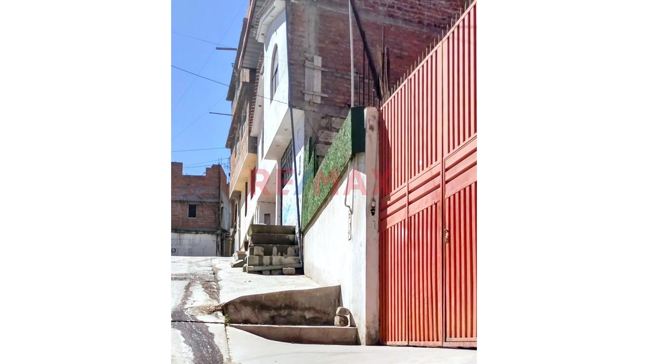 Casa En Venta De 2 Pisos Con Patio De 216 M² - 5