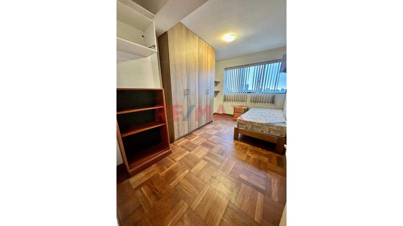 Alquilo Departamento Amoblado Miraflores — foto 9