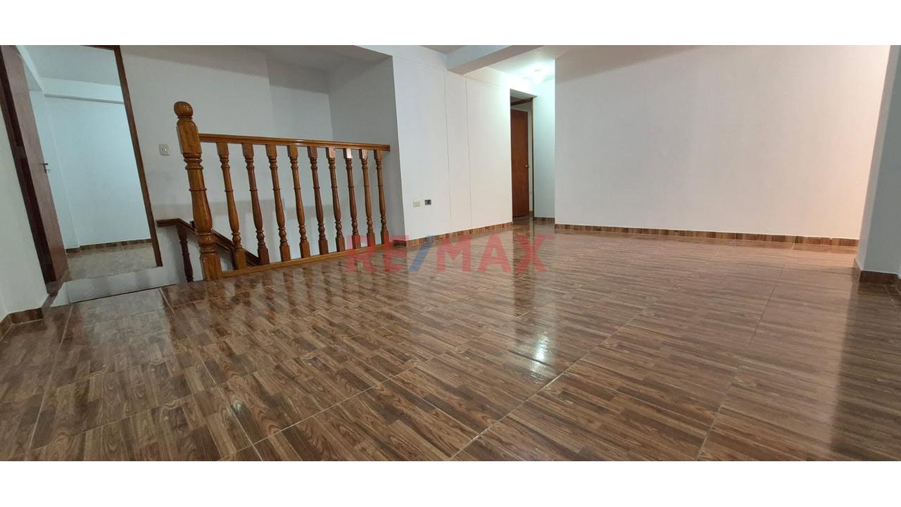 Se Alquila Amplio Departamento  Dúplex De 200 M² En Larapa – Cusco - 2