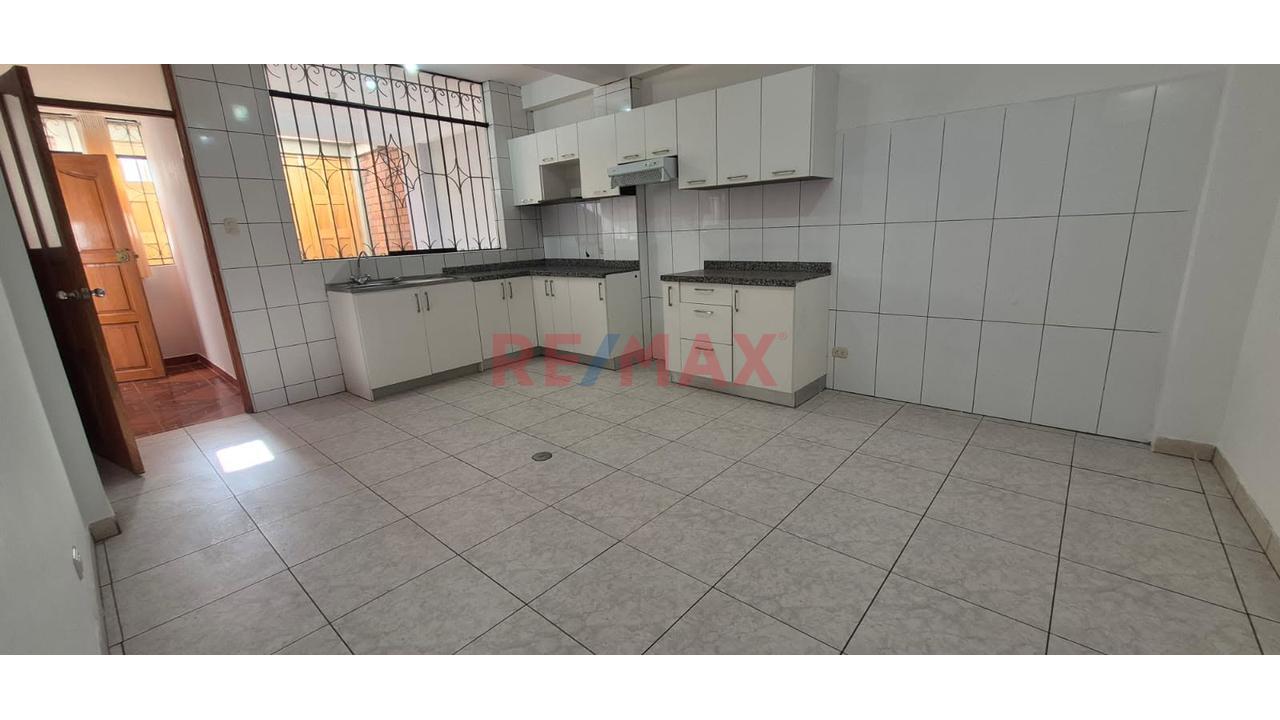 Se Alquila Amplio Departamento  Dúplex De 200 M² En Larapa – Cusco - 7
