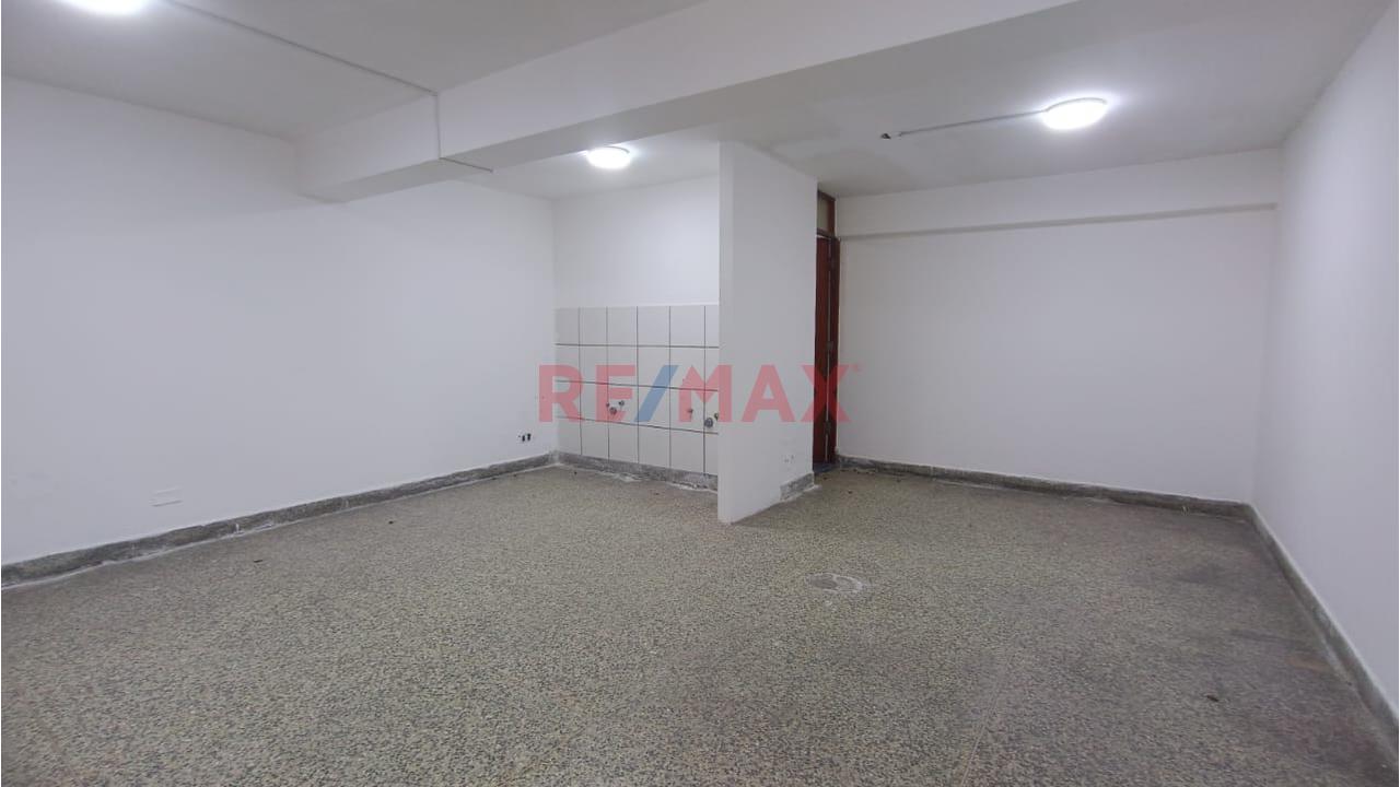 En Venta Local Comercial En Santa Patricia La Molina Ideal Para Oficinas O Negocios - 11