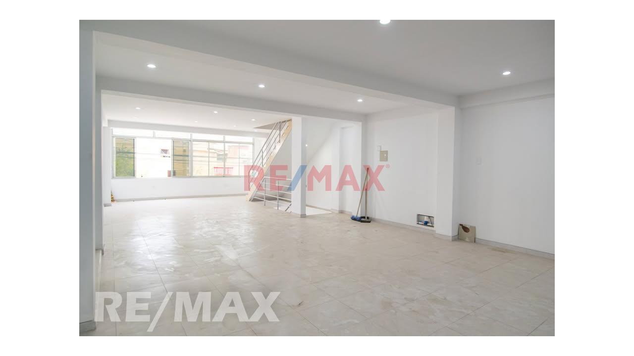 🏪 ¡Se Alquila Amplio Local Comercial En 2Do Piso  - Av. Mariategui - San Juan De Lurigancho! 🚀 - 15