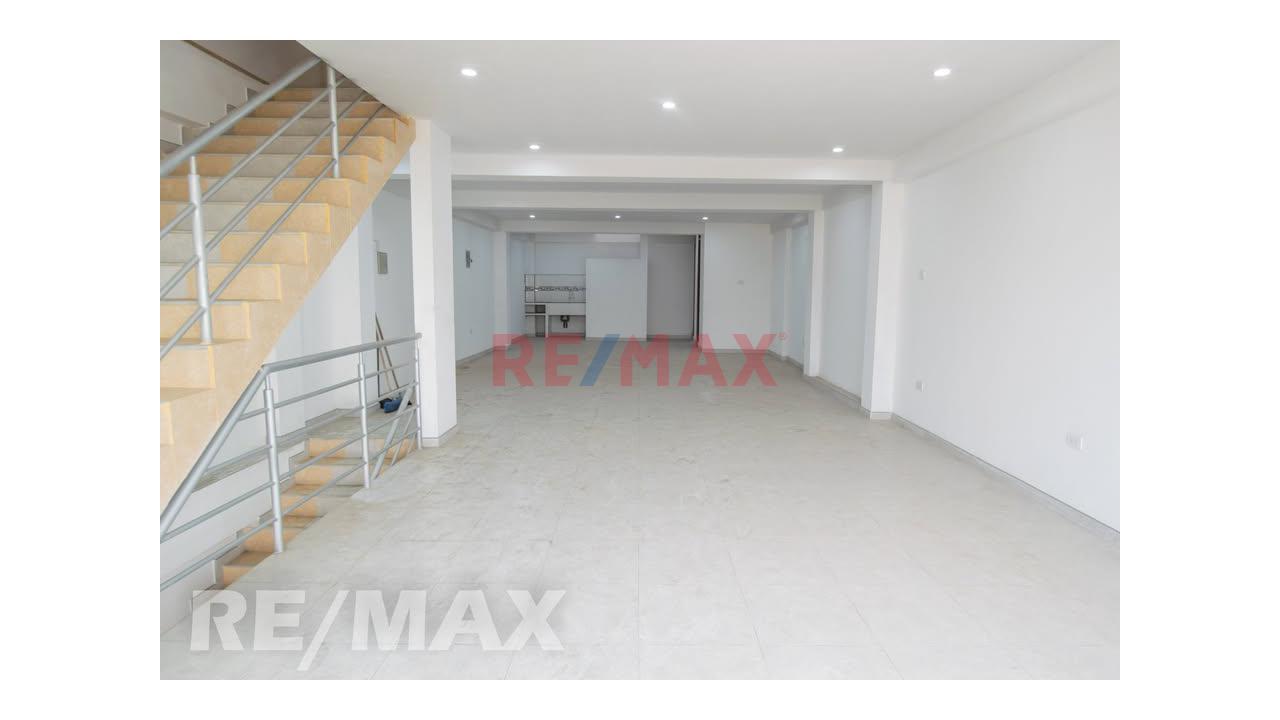 🏪 ¡Se Alquila Amplio Local Comercial En 2Do Piso  - Av. Mariategui - San Juan De Lurigancho! 🚀 - 11