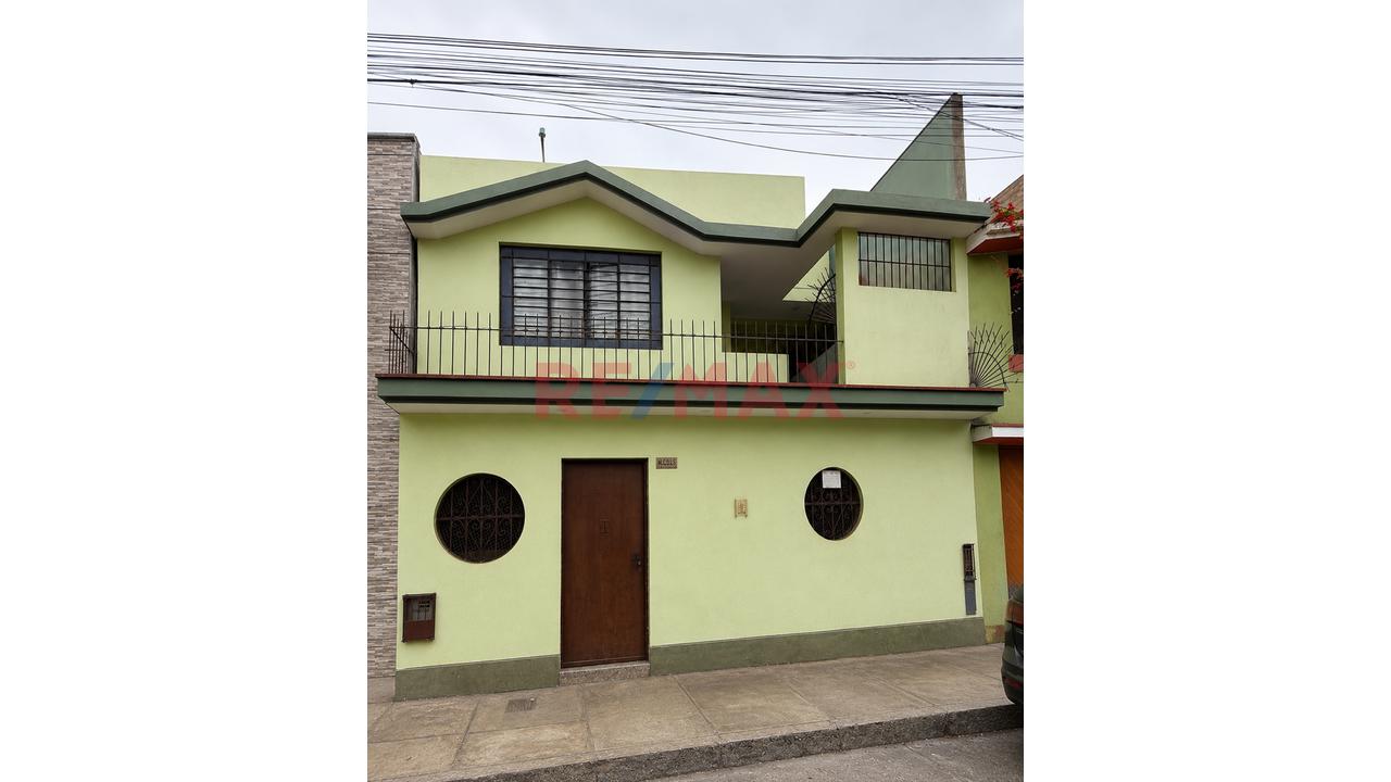 Casa En Venta Urbanización Santa Rosa Callao - 1