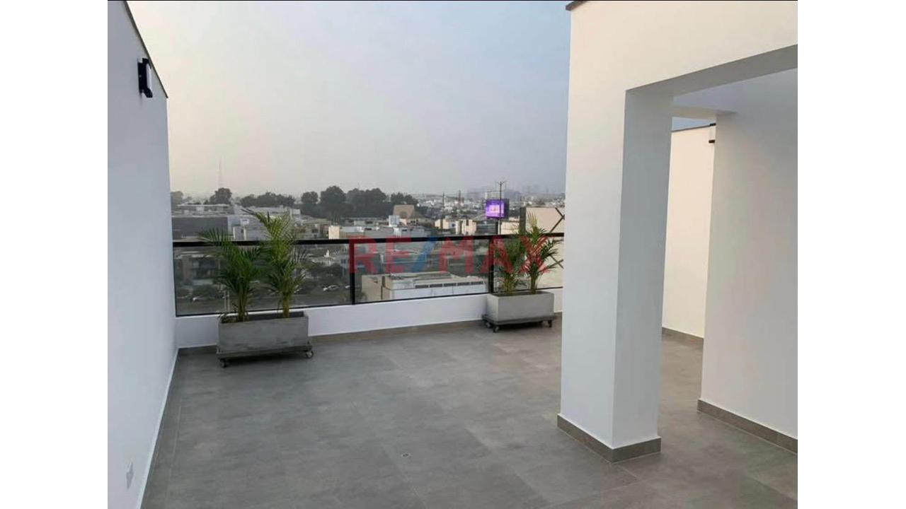 Venta De Moderno Departamento  En Chacarilla Del Estanque — foto 8
