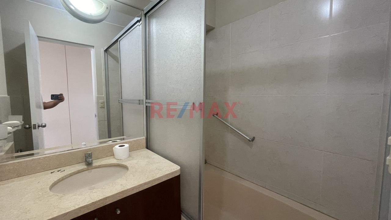 🏡 Vive En La Av. Antonio Miró Quesada: Amplitud, Privacidad Y Una Ubicación Que Lo Tiene Todo. — foto 8